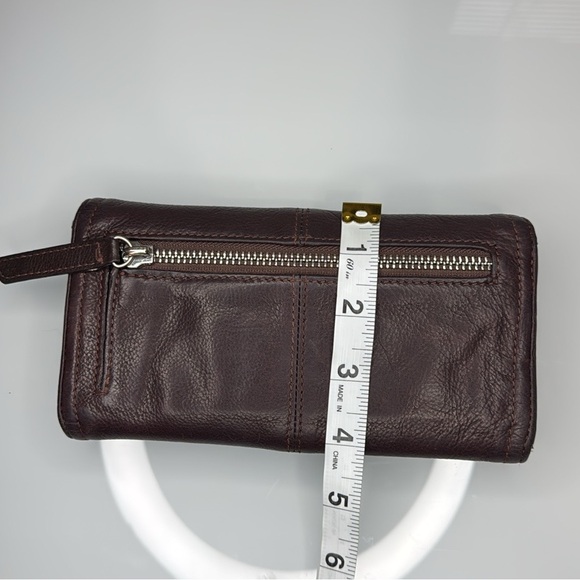 B. MAKOWSKY PLUM NASSAU CLUTCH WALLET - Picture 11 of 11